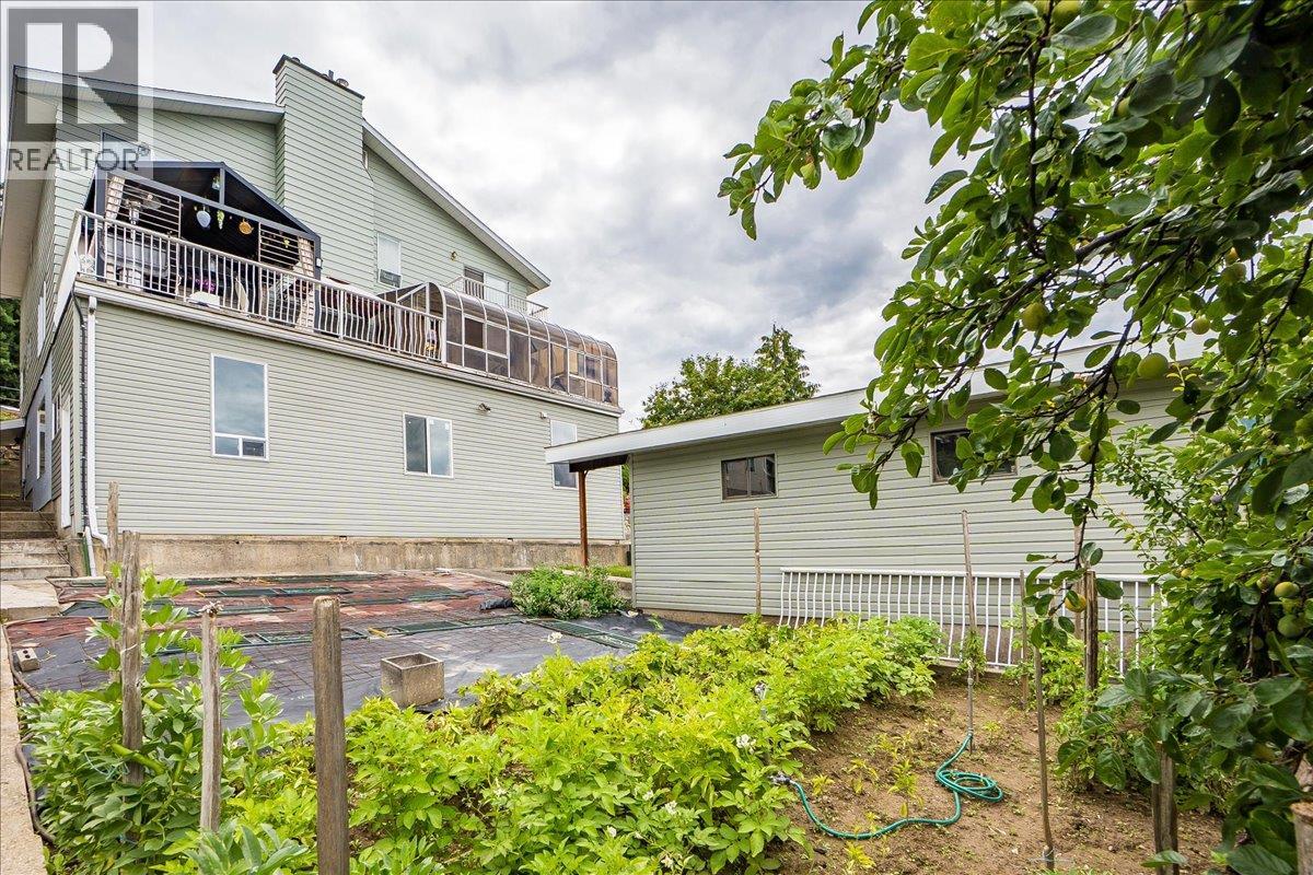 Photo 90 of 801 Houston Street, Nelson BC