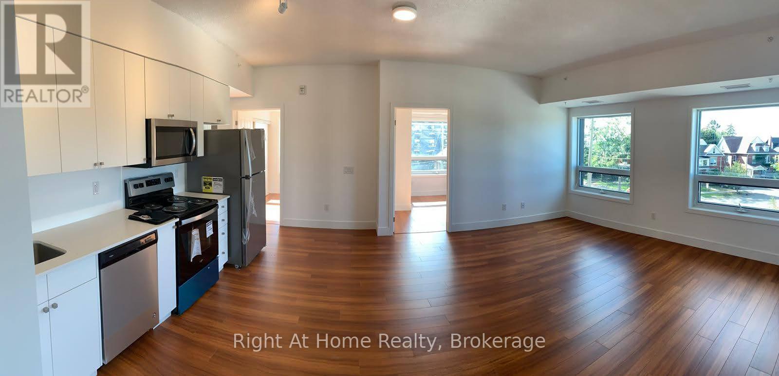 #308 1 WELLINGTON STREET - 5