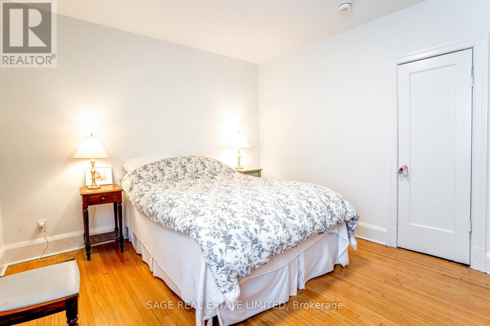 Photo 20 of 17 48 Lawton Boulevard, Toronto ON