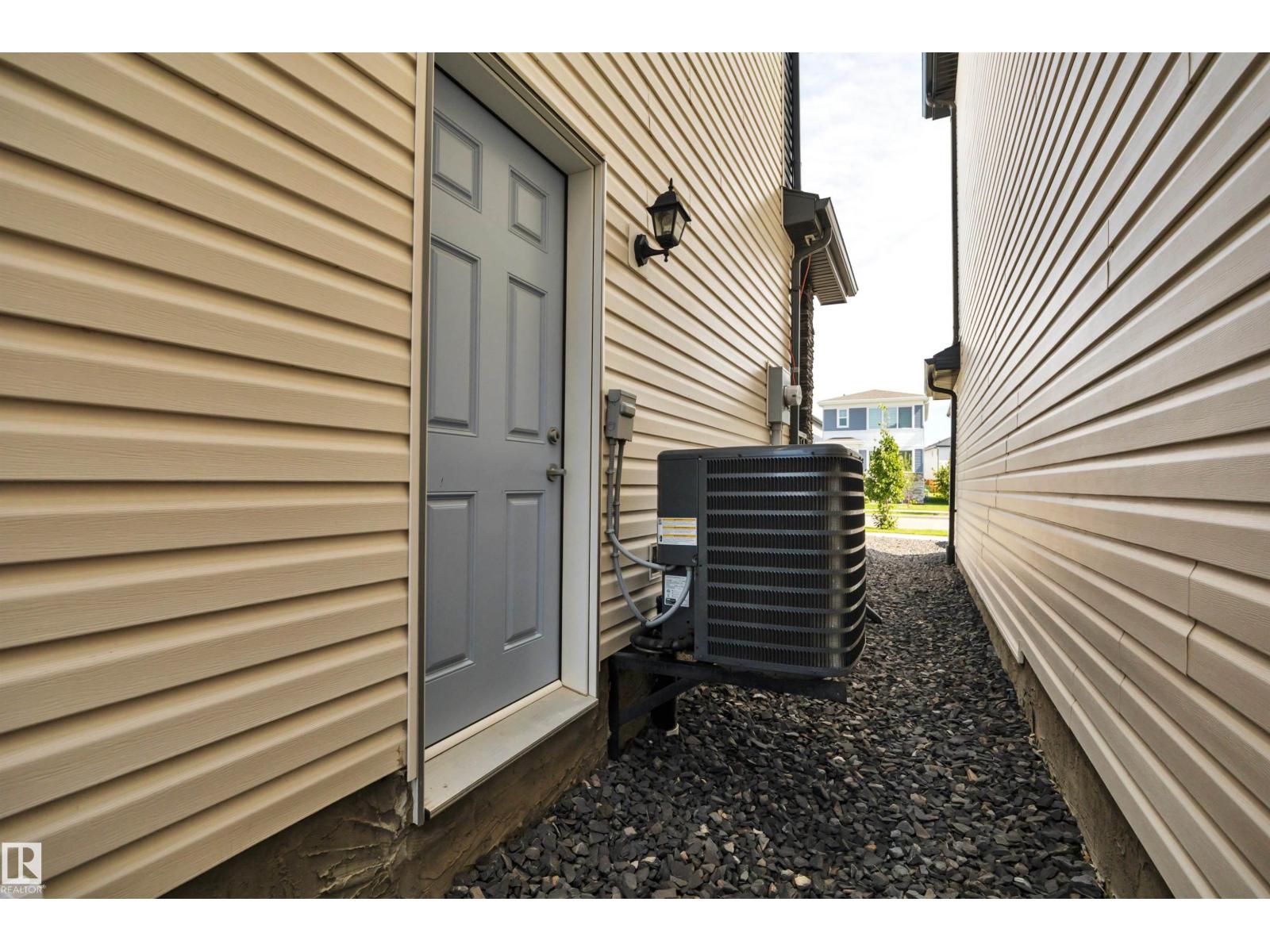 Photo 17 of 6308 67 St, Beaumont AB