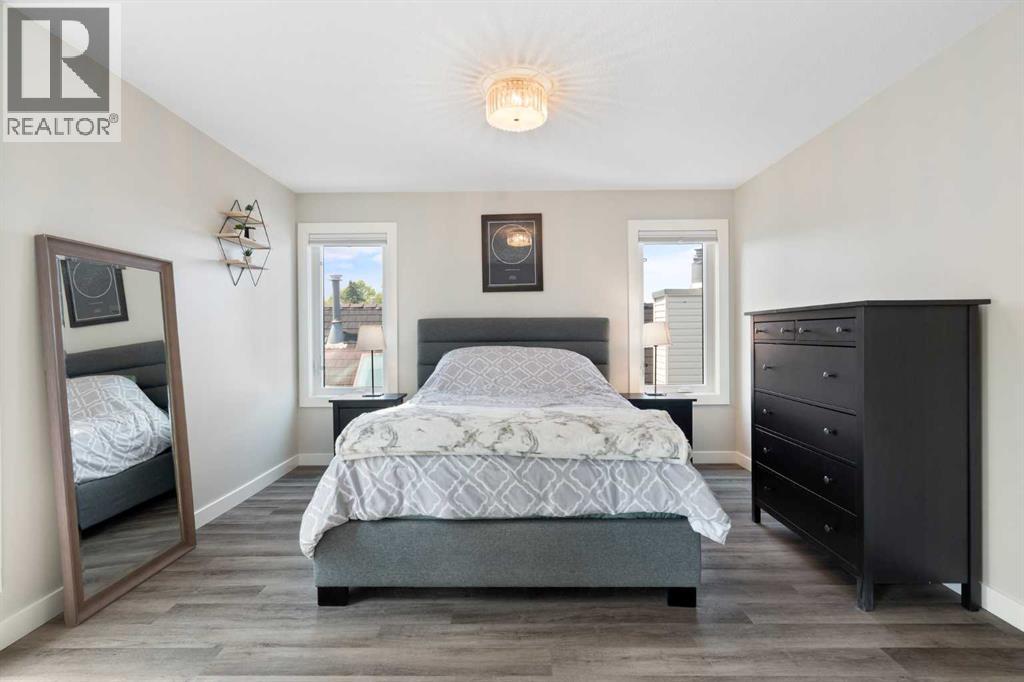 Single Family House for Sale in    Avenue NE Tuxedo Park Calgary 