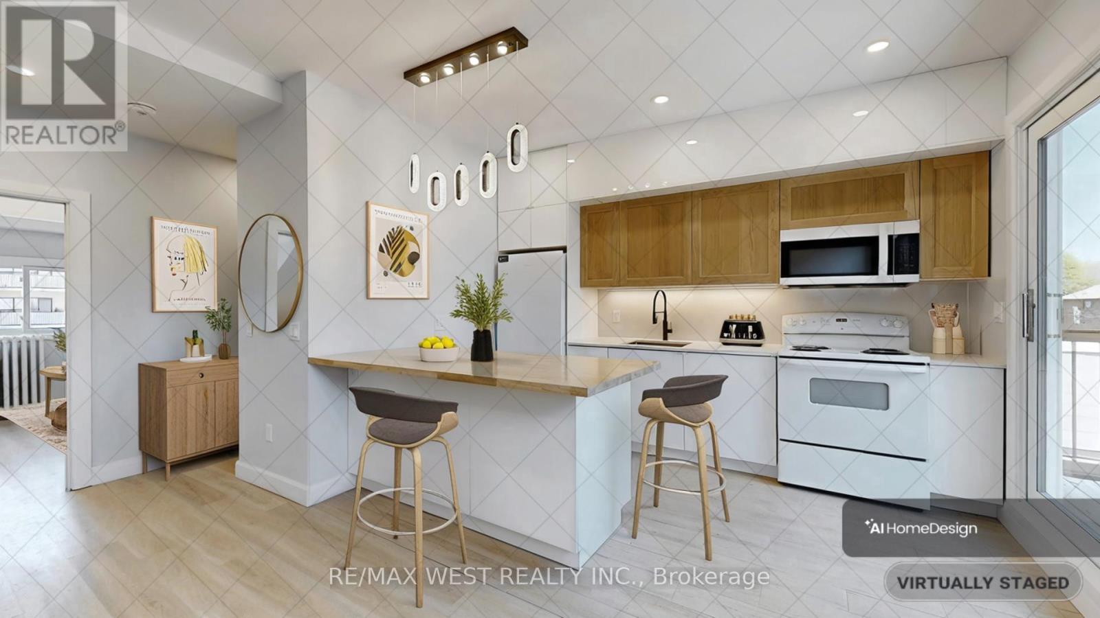 Photo 4 of 3rd 237 Vaughan Road, Toronto ON