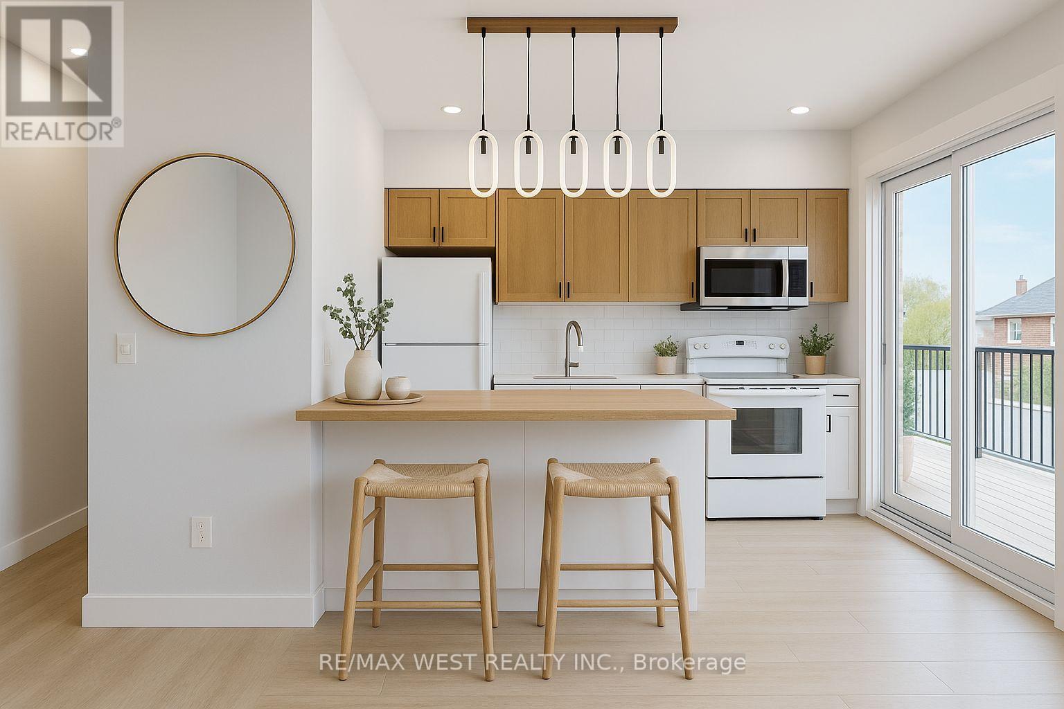 Photo 2 of 3rd 237 Vaughan Road, Toronto ON