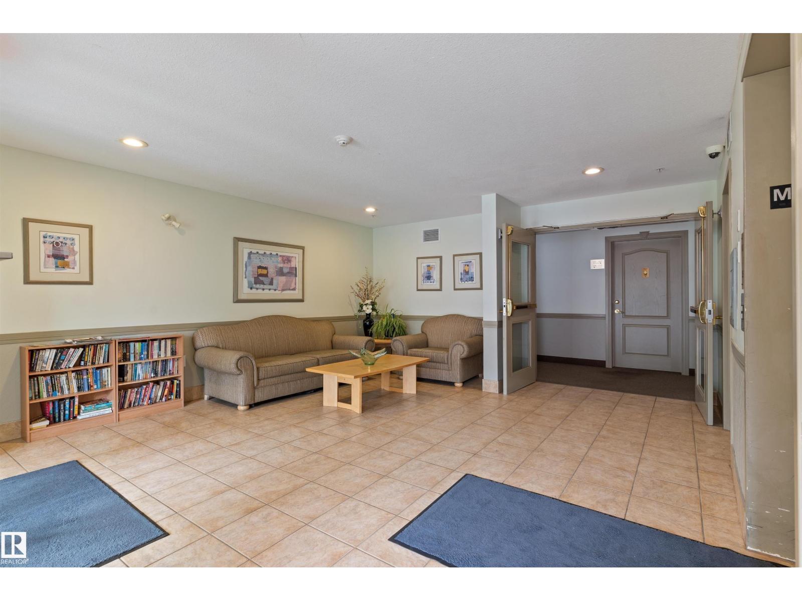 Photo 9 of 207 4703 43 Av, Stony Plain AB