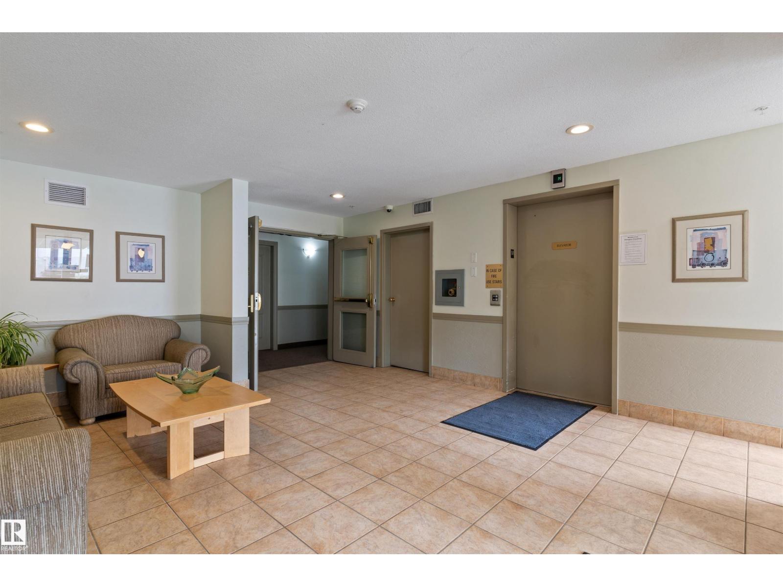 Photo 7 of 207 4703 43 Av, Stony Plain AB