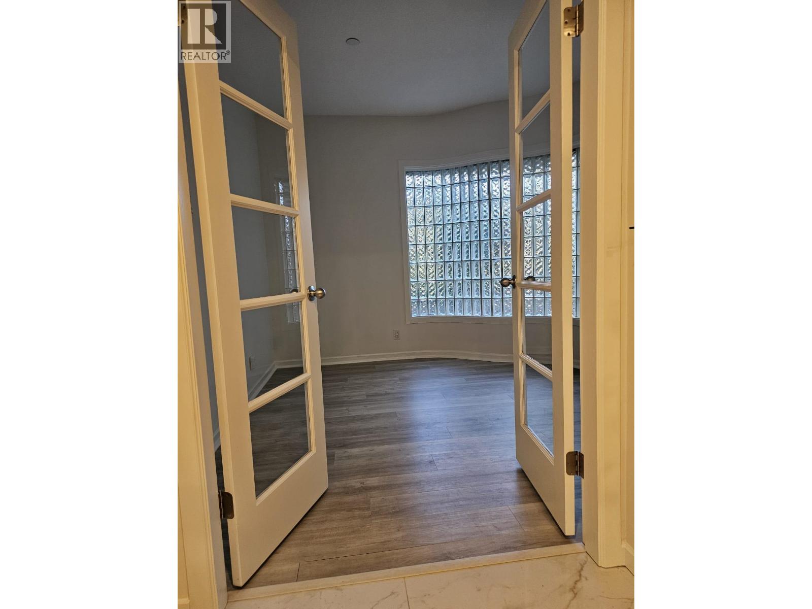 Photo 11 of 102 1990 Se Kent Avenue, Vancouver BC