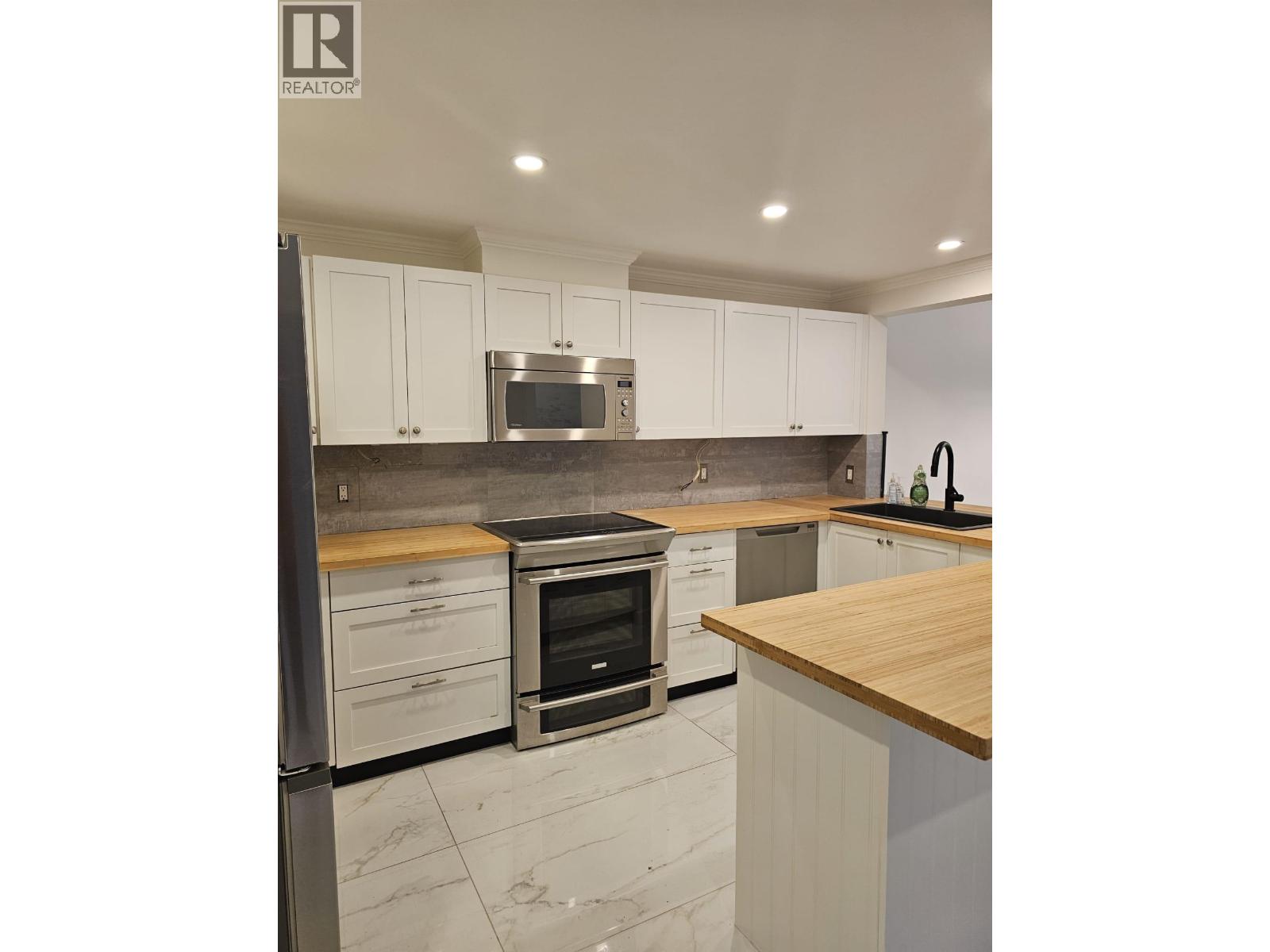 Photo 9 of 102 1990 Se Kent Avenue, Vancouver BC