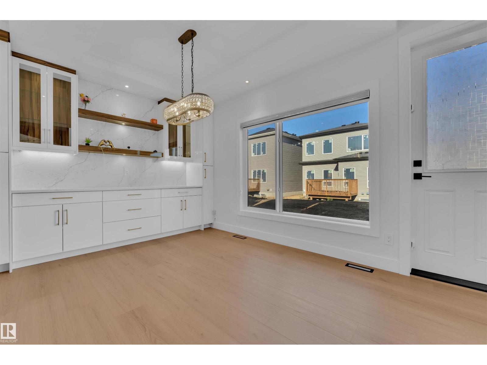 Photo 17 of 121 29 A St Sw Sw, Edmonton AB