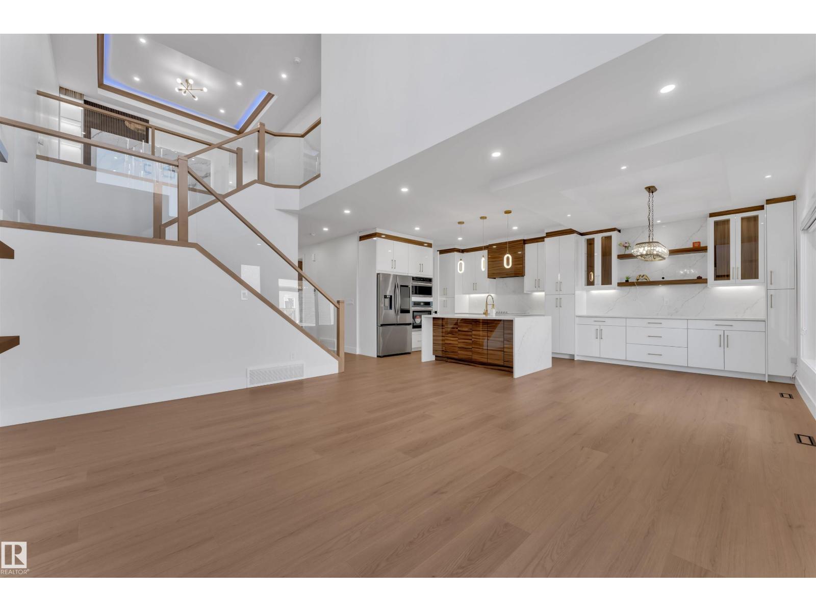 Photo 23 of 121 29 A St Sw Sw, Edmonton AB