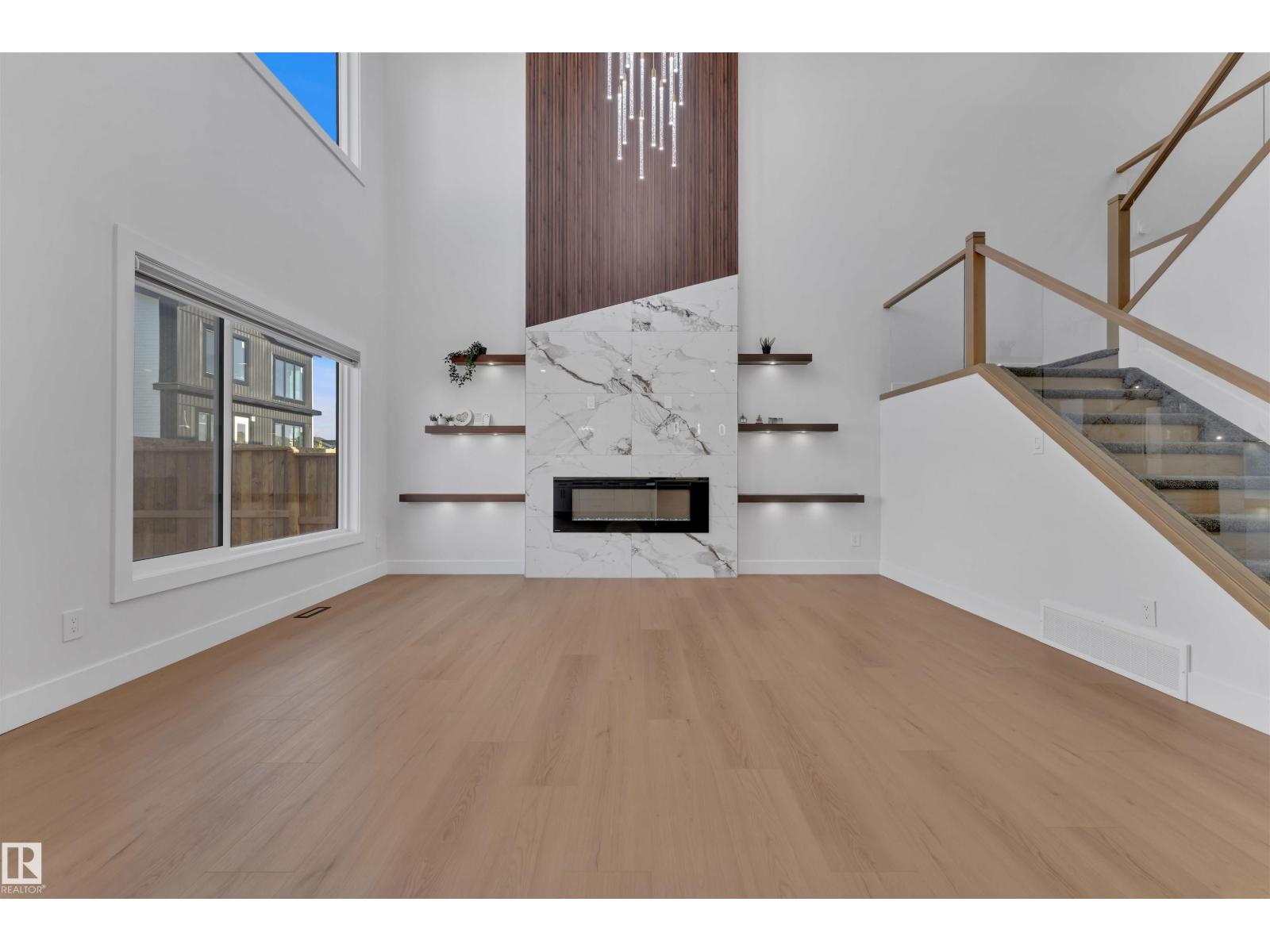 Photo 28 of 121 29 A St Sw Sw, Edmonton AB
