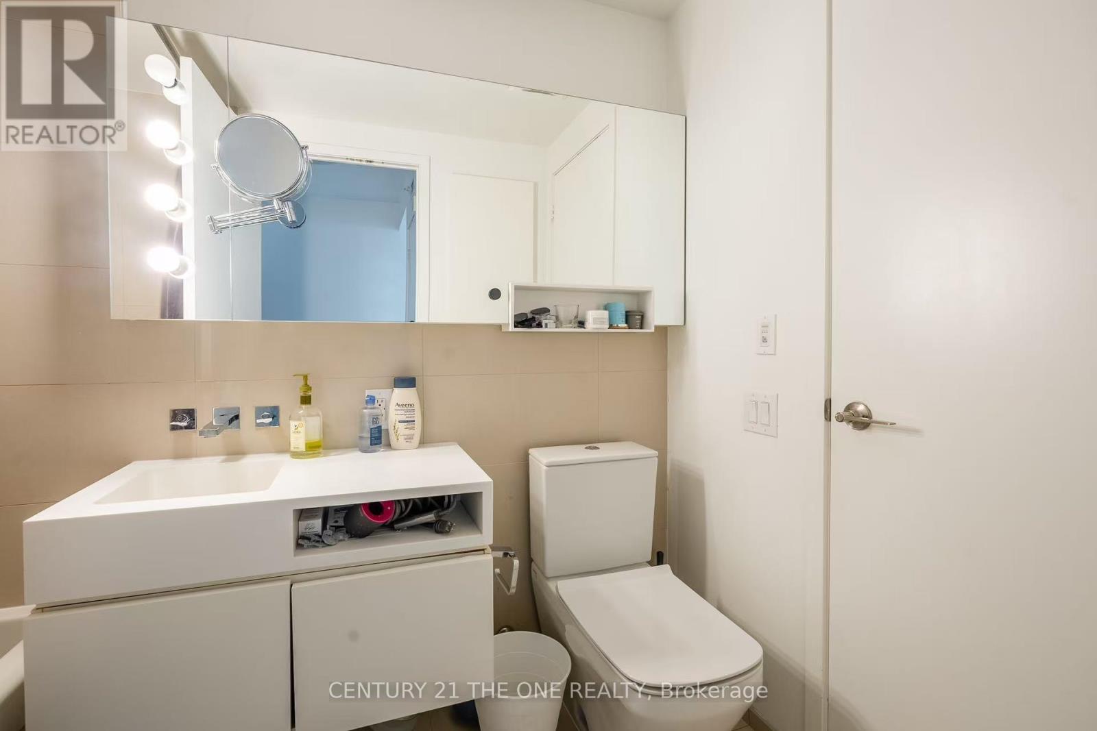 Photo 12 of 4301 45 Charles Street, Toronto ON