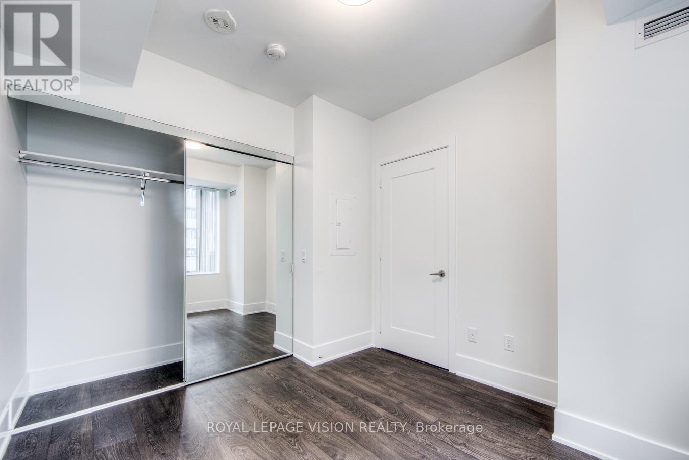Photo 22 of 814 470 Front Street W, Toronto ON