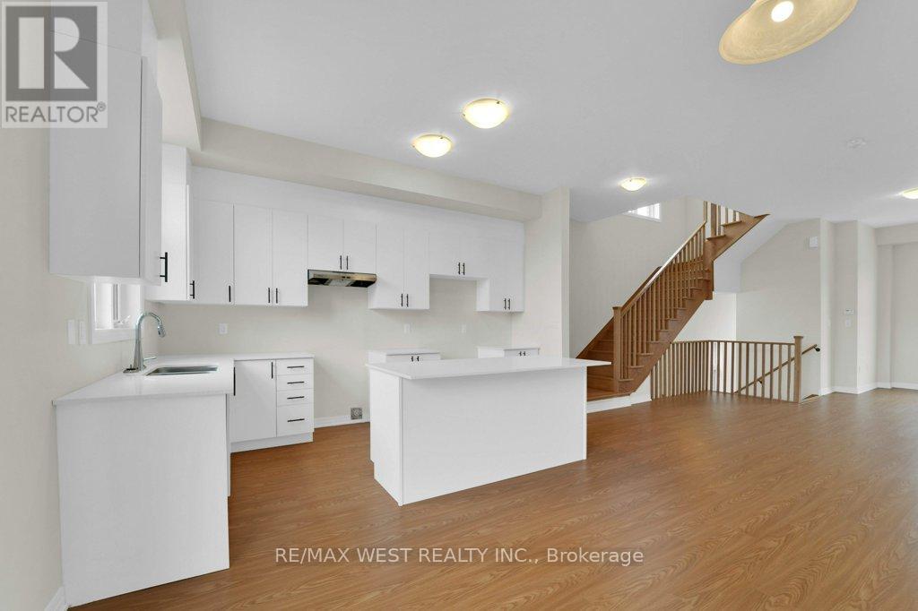 Photo 11 of 34 George Bales Lane, Richmond Hill ON