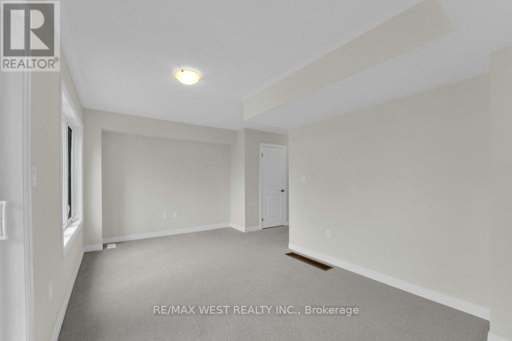 Photo 24 of 34 George Bales Lane, Richmond Hill ON