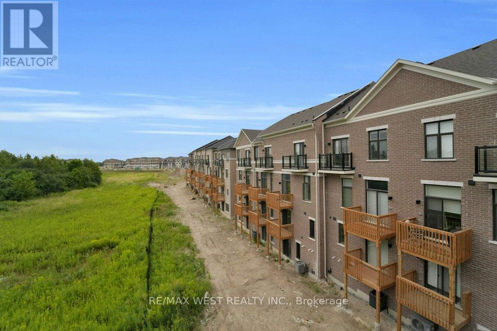 Photo 31 of 34 George Bales Lane, Richmond Hill ON