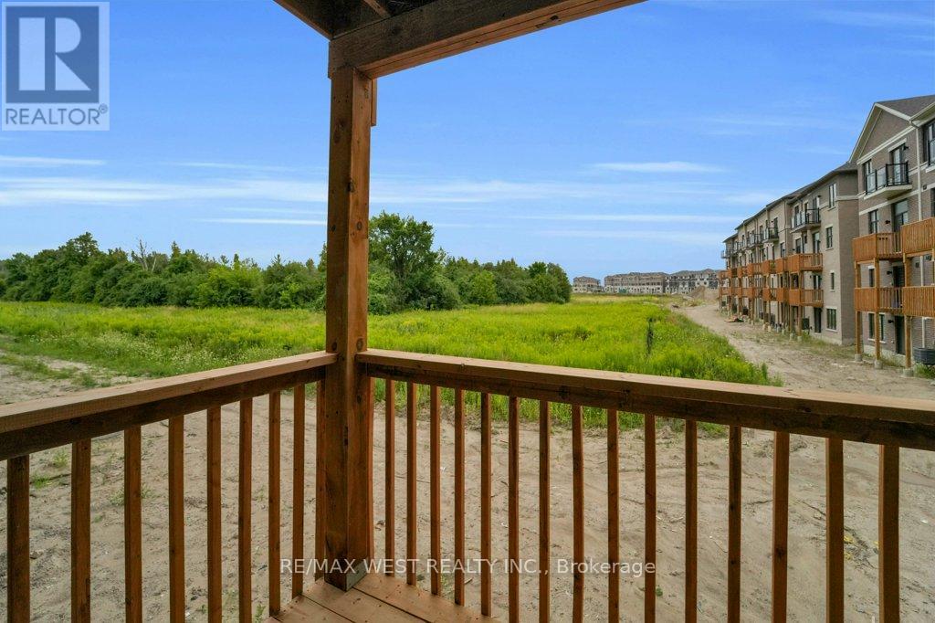 Photo 32 of 34 George Bales Lane, Richmond Hill ON