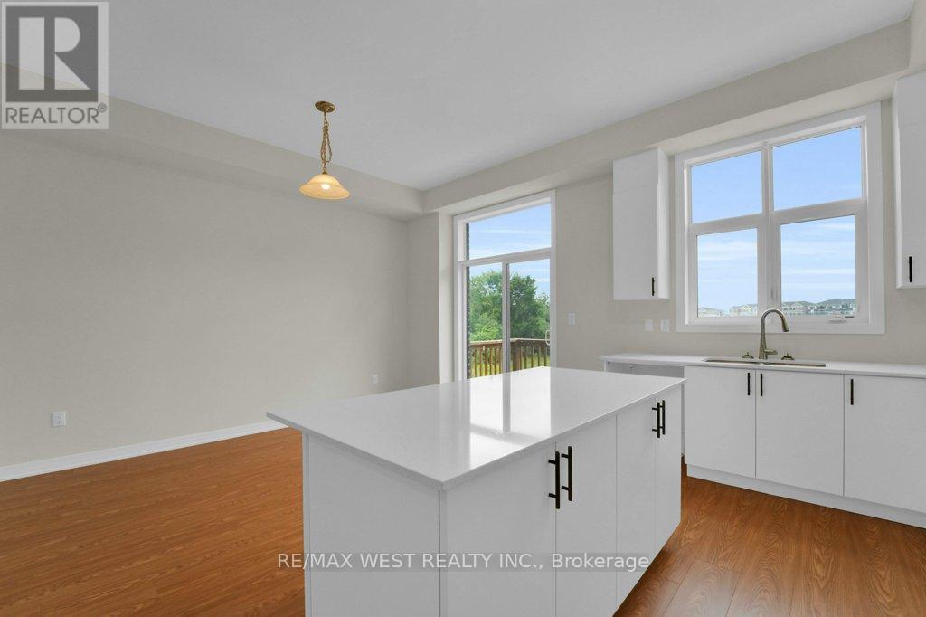 Photo 6 of 34 George Bales Lane, Richmond Hill ON