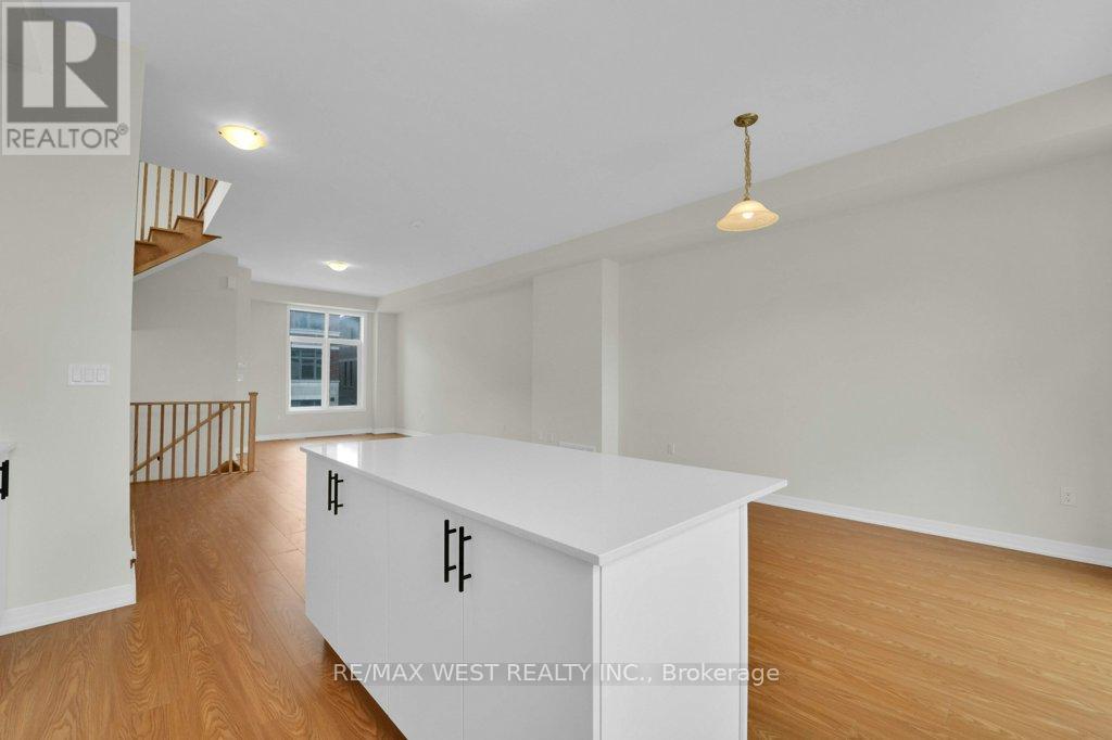 Photo 9 of 34 George Bales Lane, Richmond Hill ON