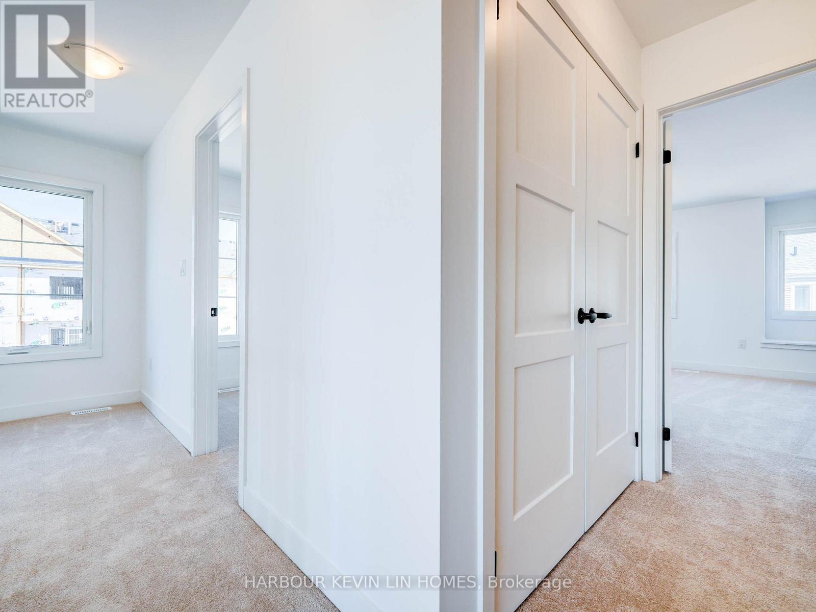 Photo 29 of 30 Wheatfield Road, Barrie ON