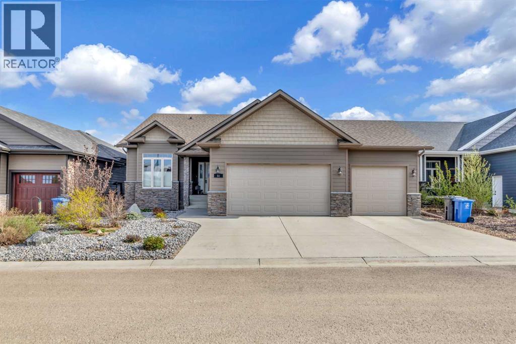 Photo 2 of 51 2715 73 Avenue, Lloydminster AB