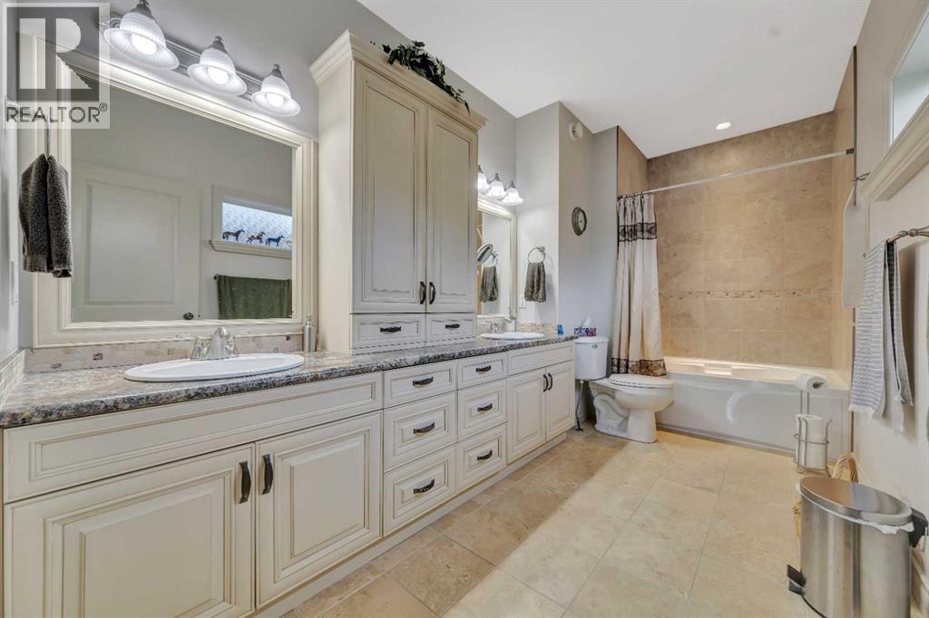 Photo 18 of 51 2715 73 Avenue, Lloydminster AB