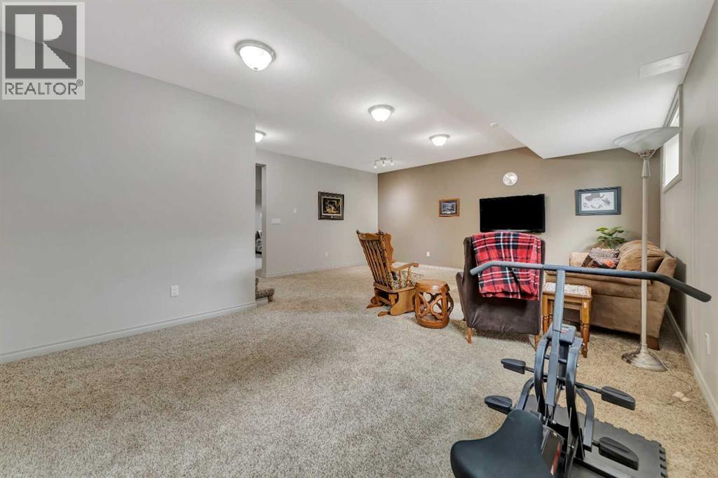 Photo 25 of 51 2715 73 Avenue, Lloydminster AB