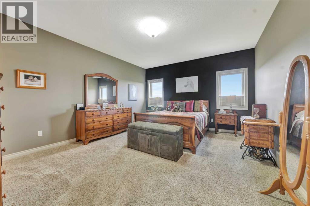 Photo 15 of 51 2715 73 Avenue, Lloydminster AB