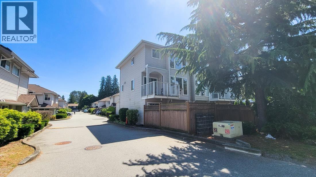 Photo 2 of 20 12188 Harris Road, Pitt Meadows BC