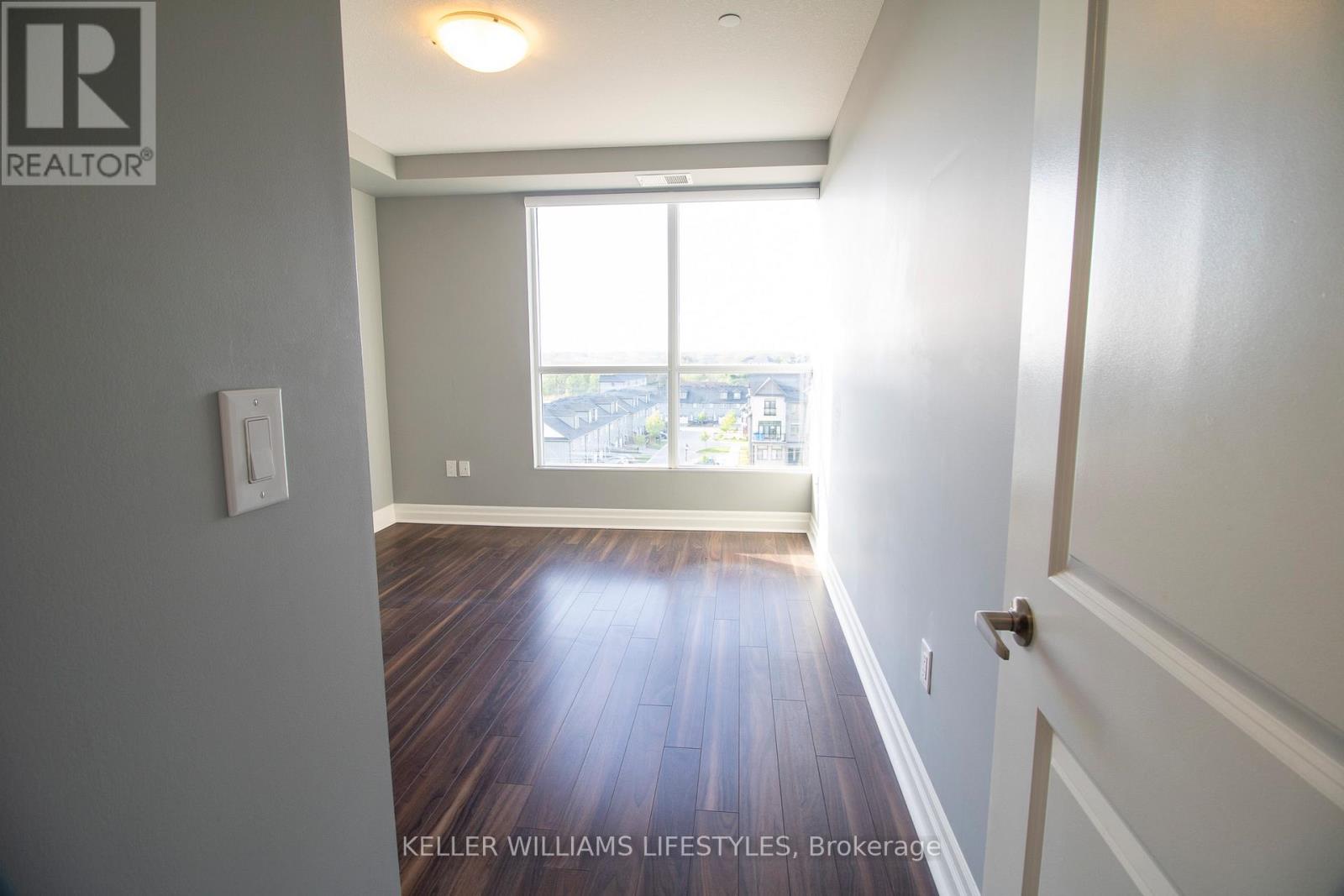 Photo 30 of 512 260 Village Walk Boulevard, London North ON