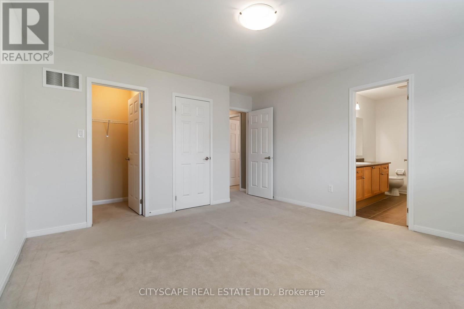 Photo 7 of 256 Whetham Heights, Milton ON