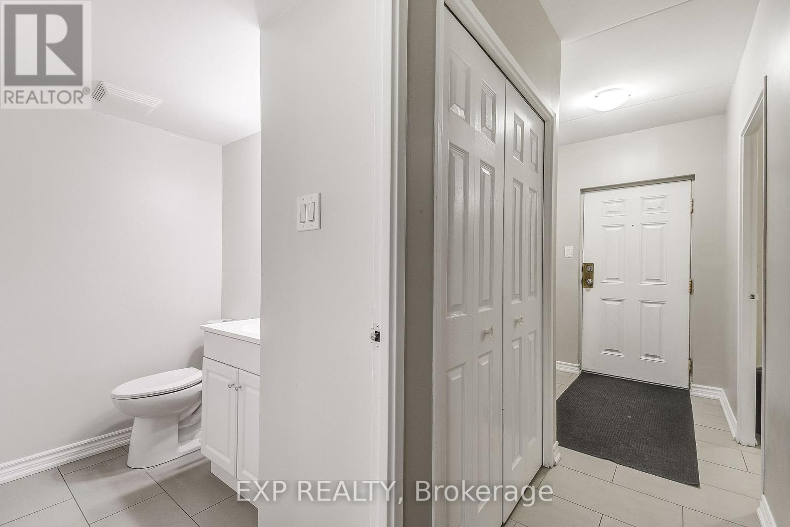 Photo 10 of 6 11 Court Street N, Milton ON
