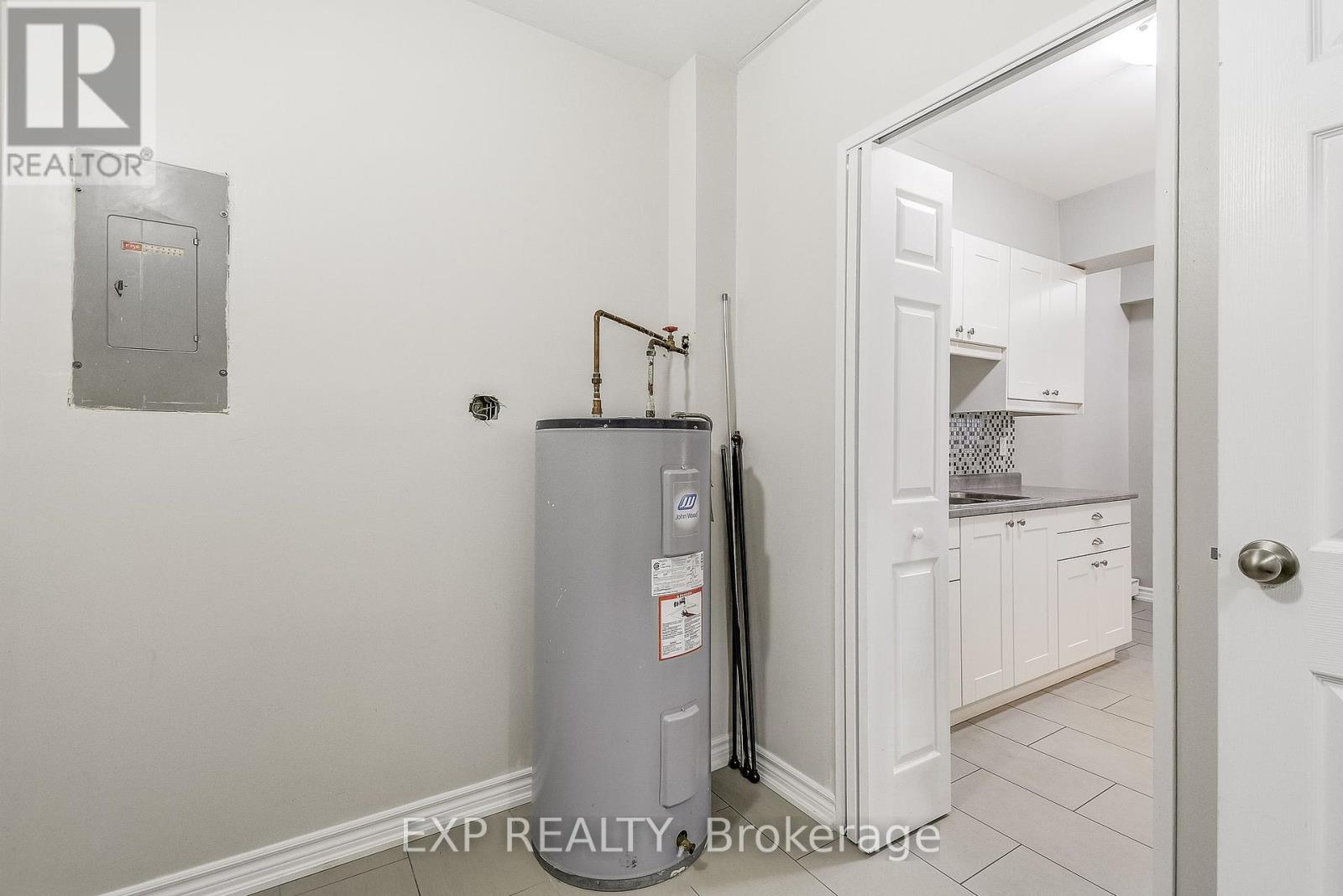 Photo 22 of 6 11 Court Street N, Milton ON