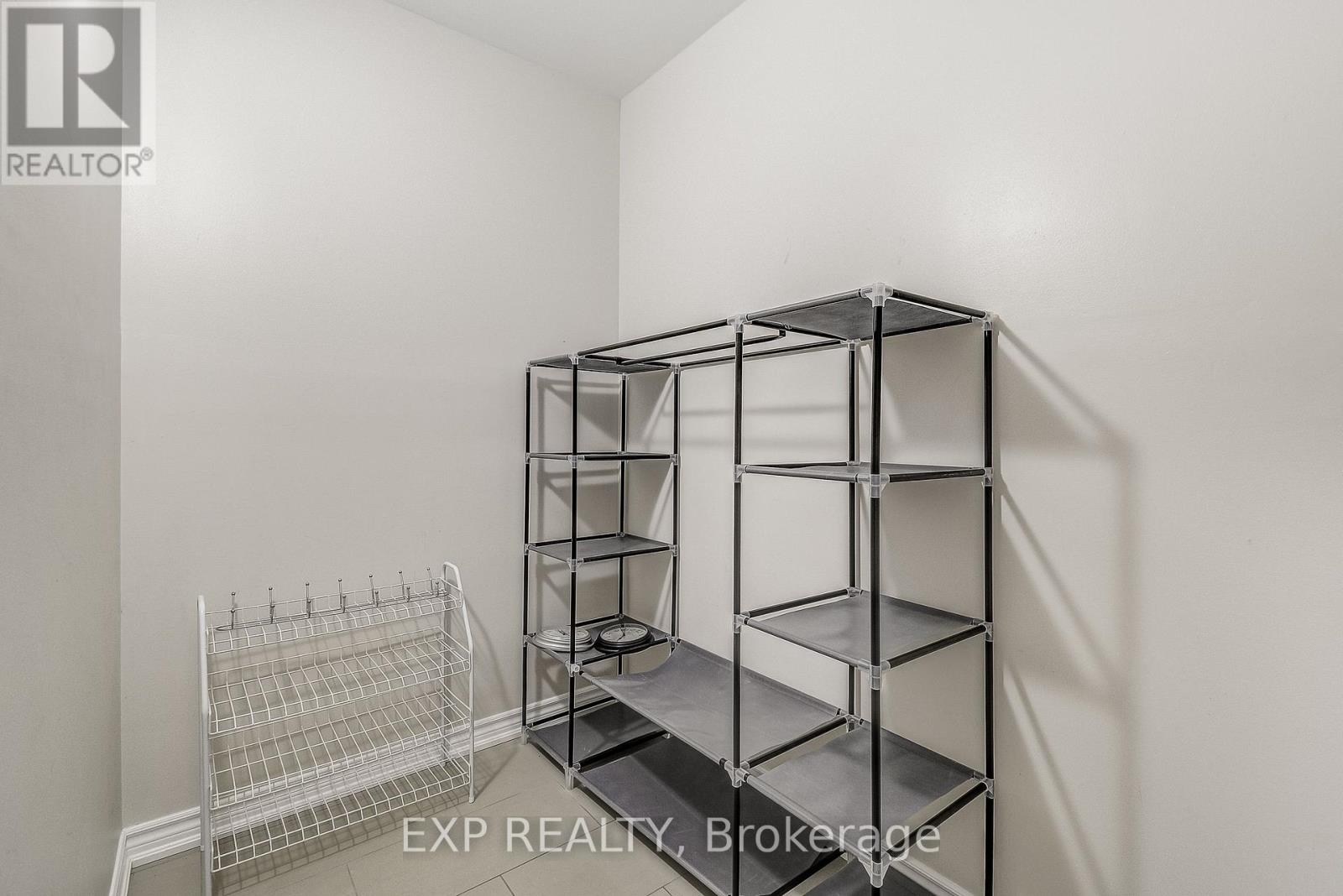 Photo 23 of 6 11 Court Street N, Milton ON