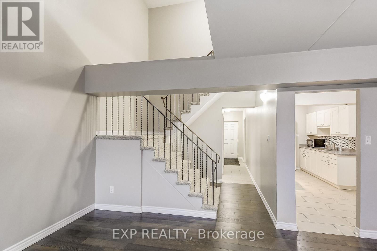 Photo 29 of 6 11 Court Street N, Milton ON