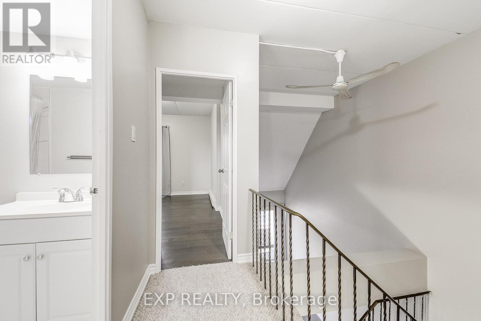 Photo 31 of 6 11 Court Street N, Milton ON