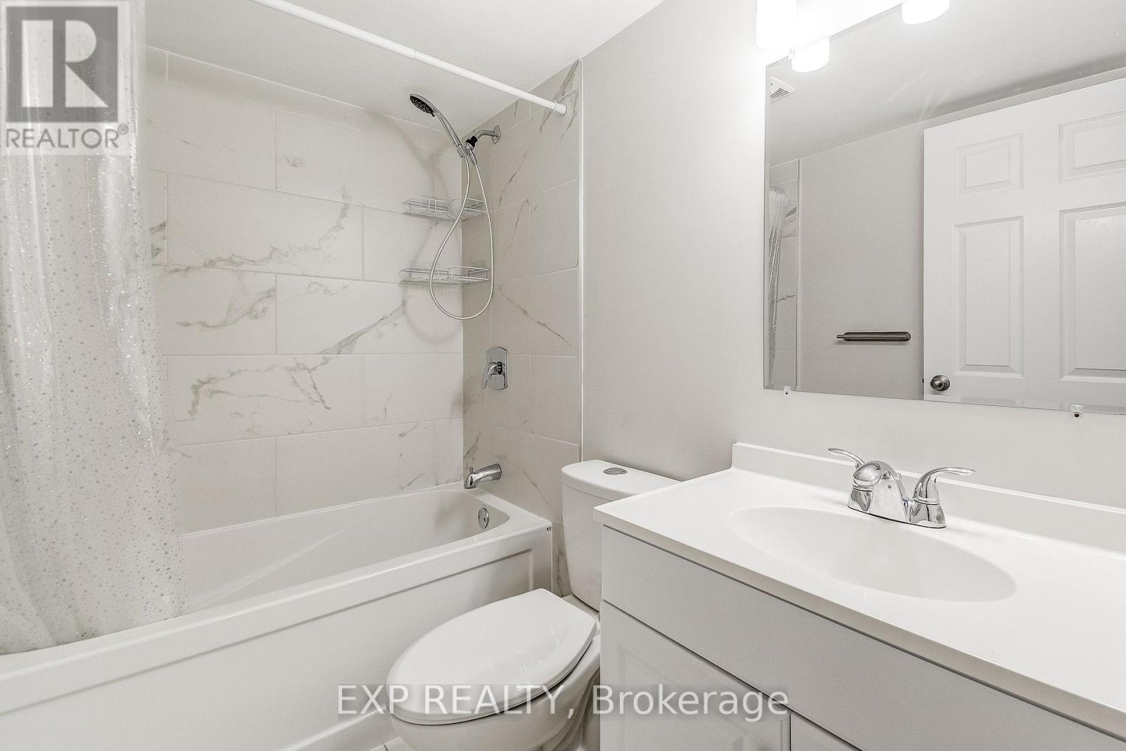 Photo 32 of 6 11 Court Street N, Milton ON