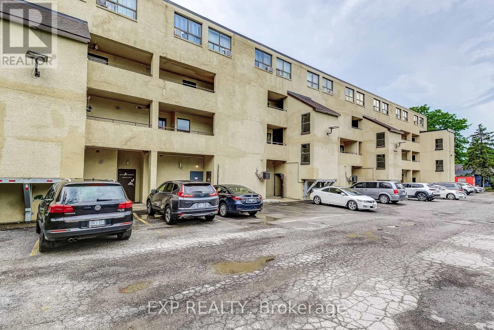 Photo 47 of 6 11 Court Street N, Milton ON