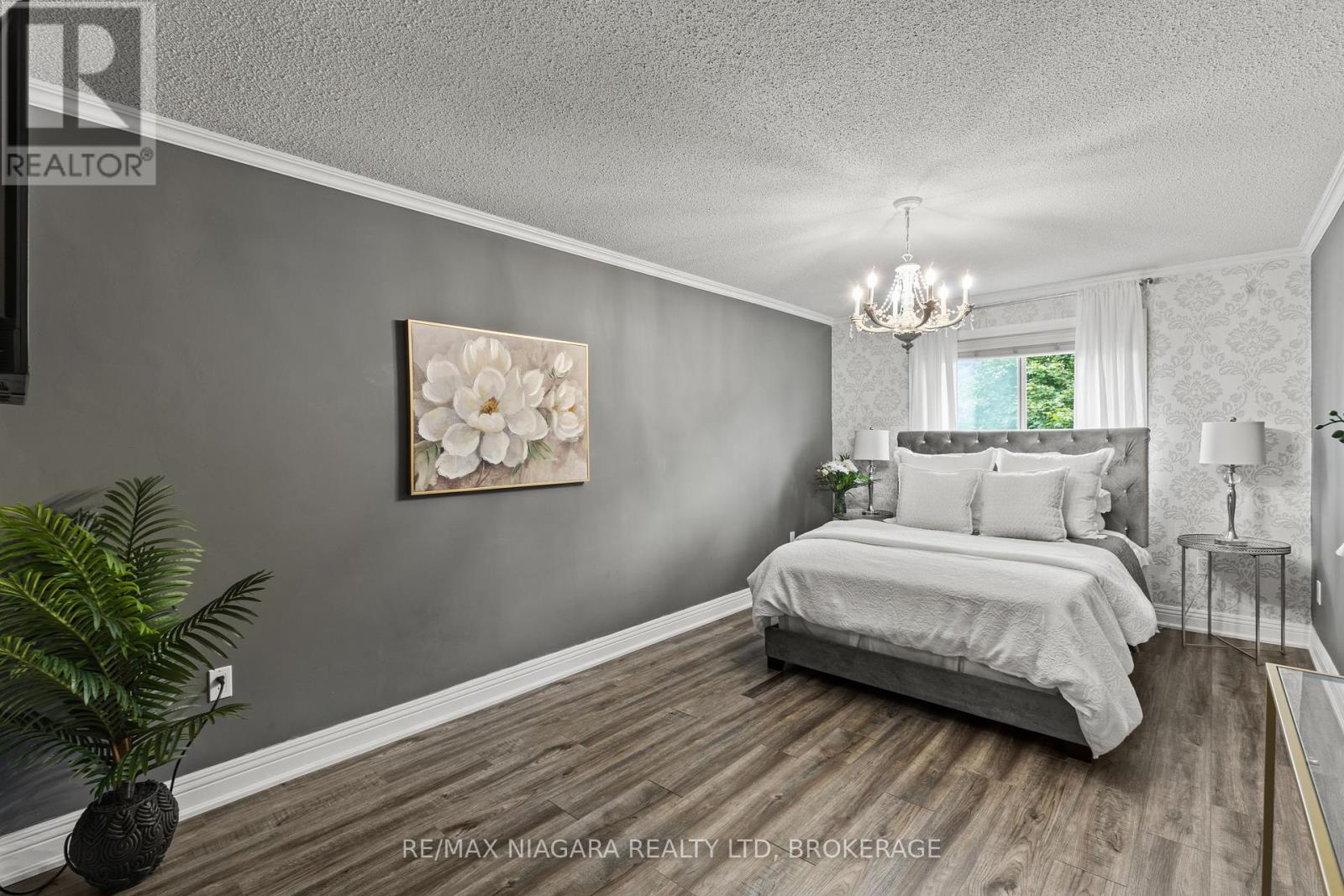 Photo 17 of 28 275 Pelham Road, St Catharines ON