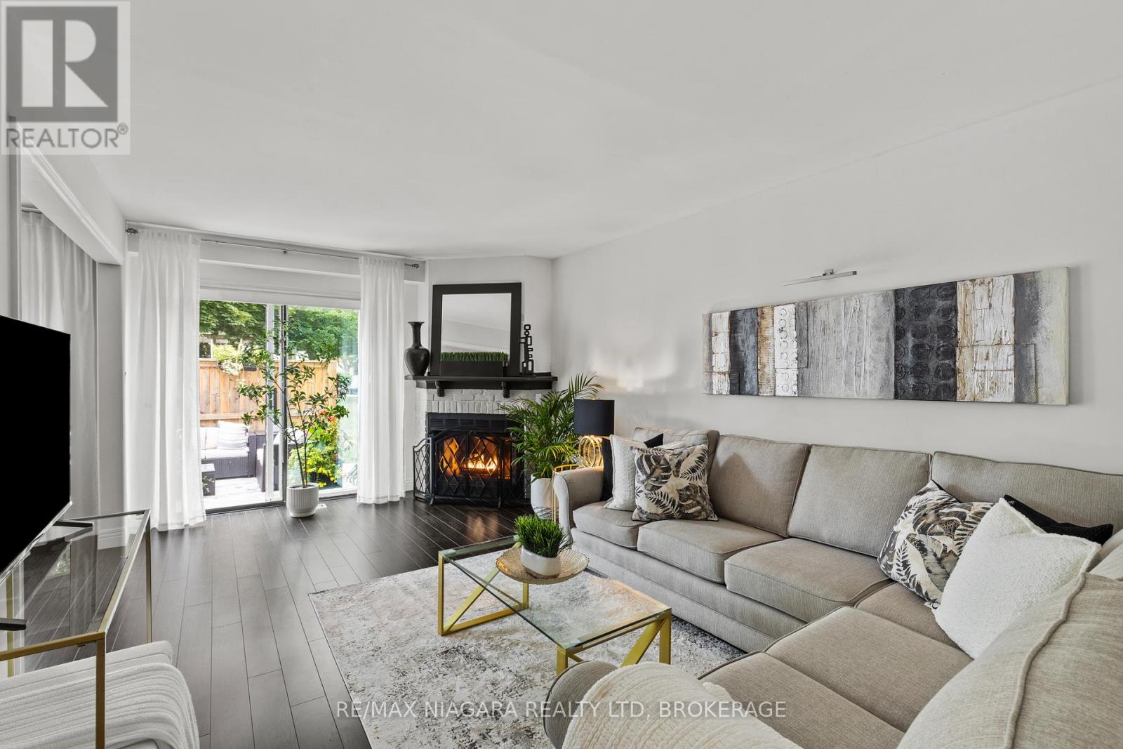 Photo 7 of 28 275 Pelham Road, St Catharines ON