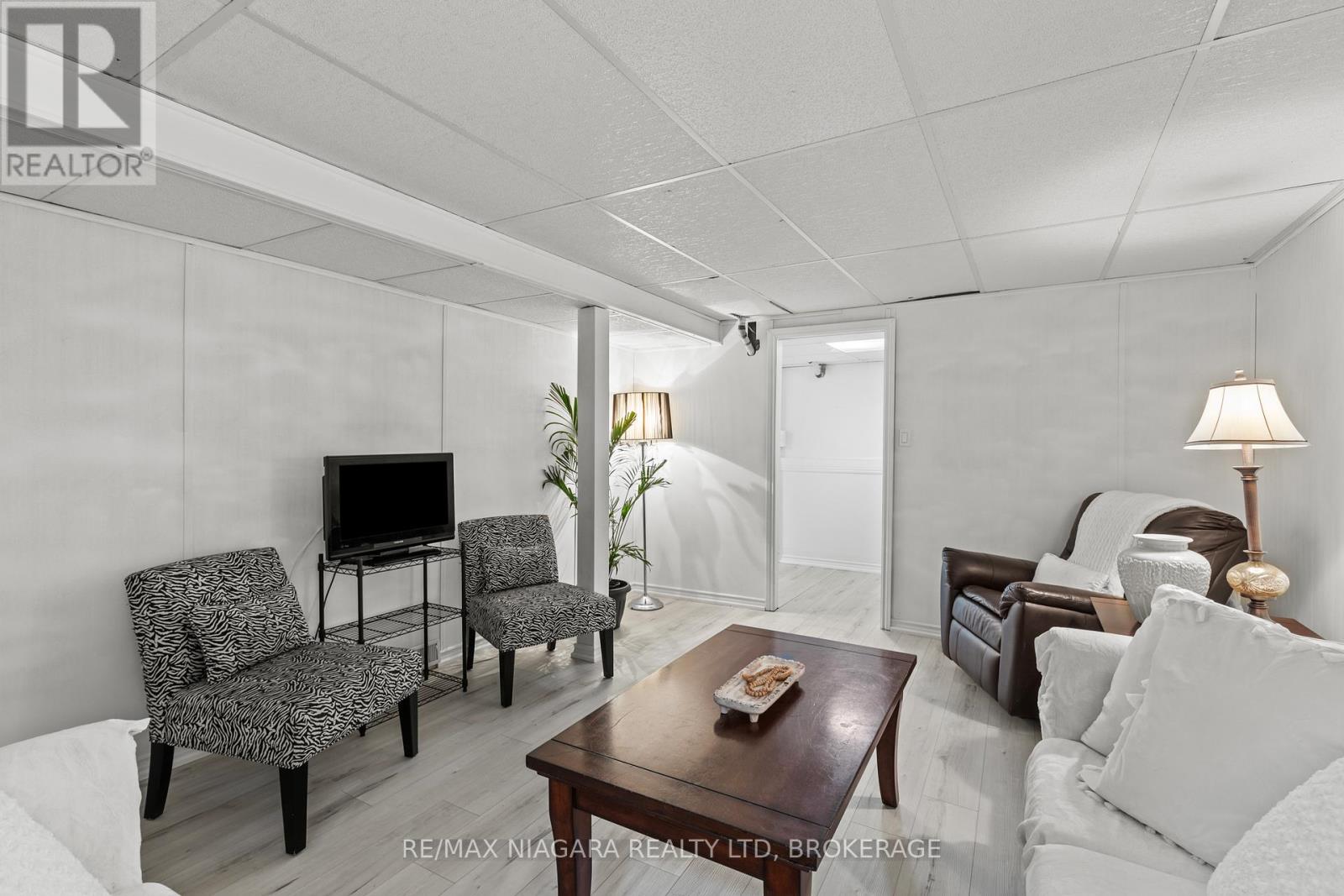 Photo 25 of 28 275 Pelham Road, St Catharines ON