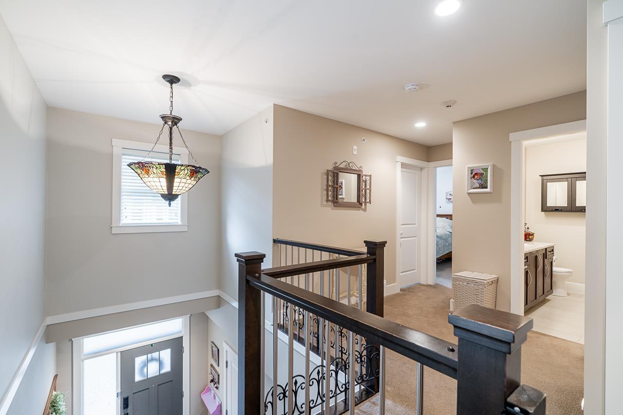 Photo 14 of 17 35298 Marshall Road, Abbotsford BC