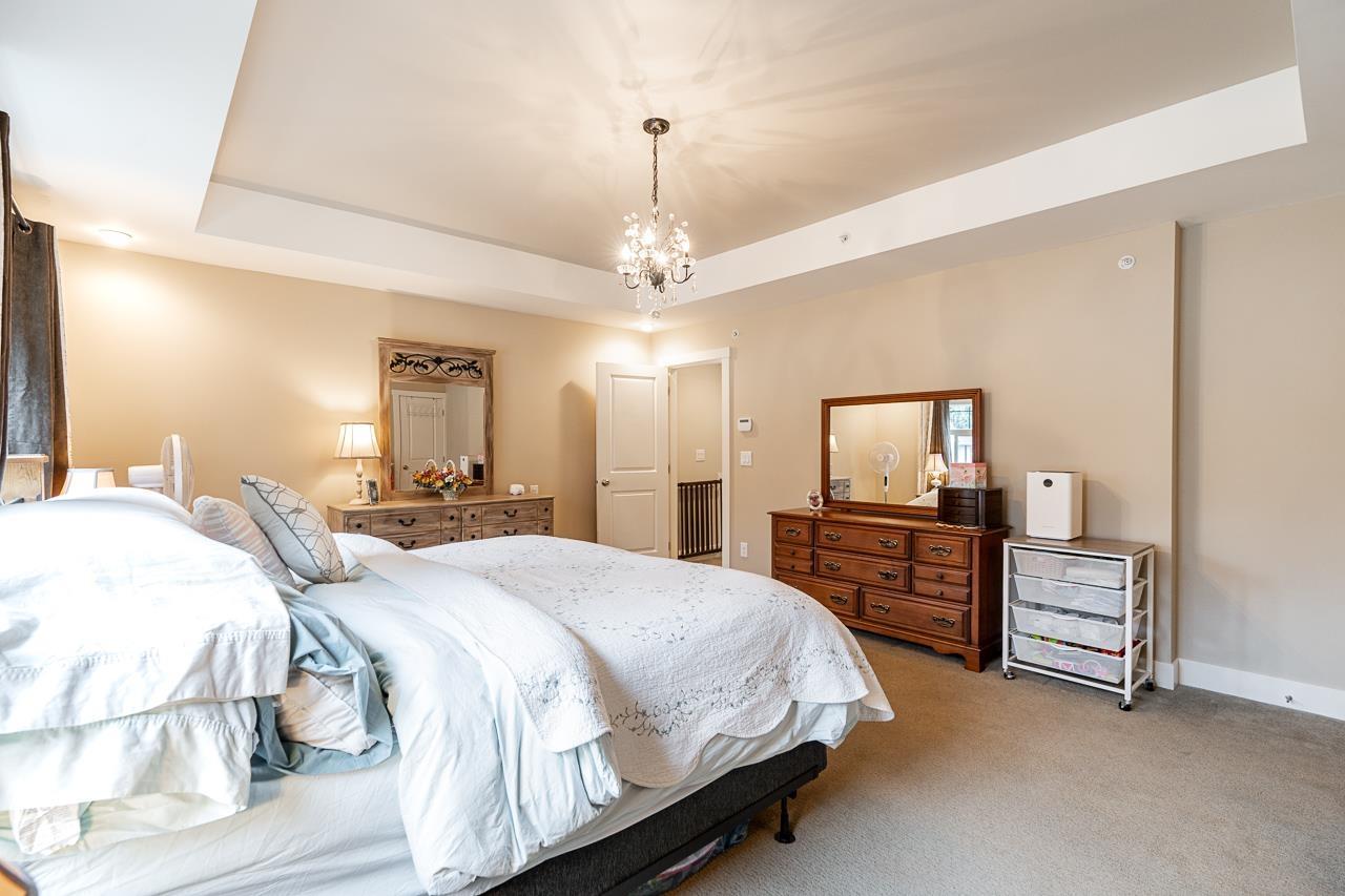 Photo 16 of 17 35298 Marshall Road, Abbotsford BC