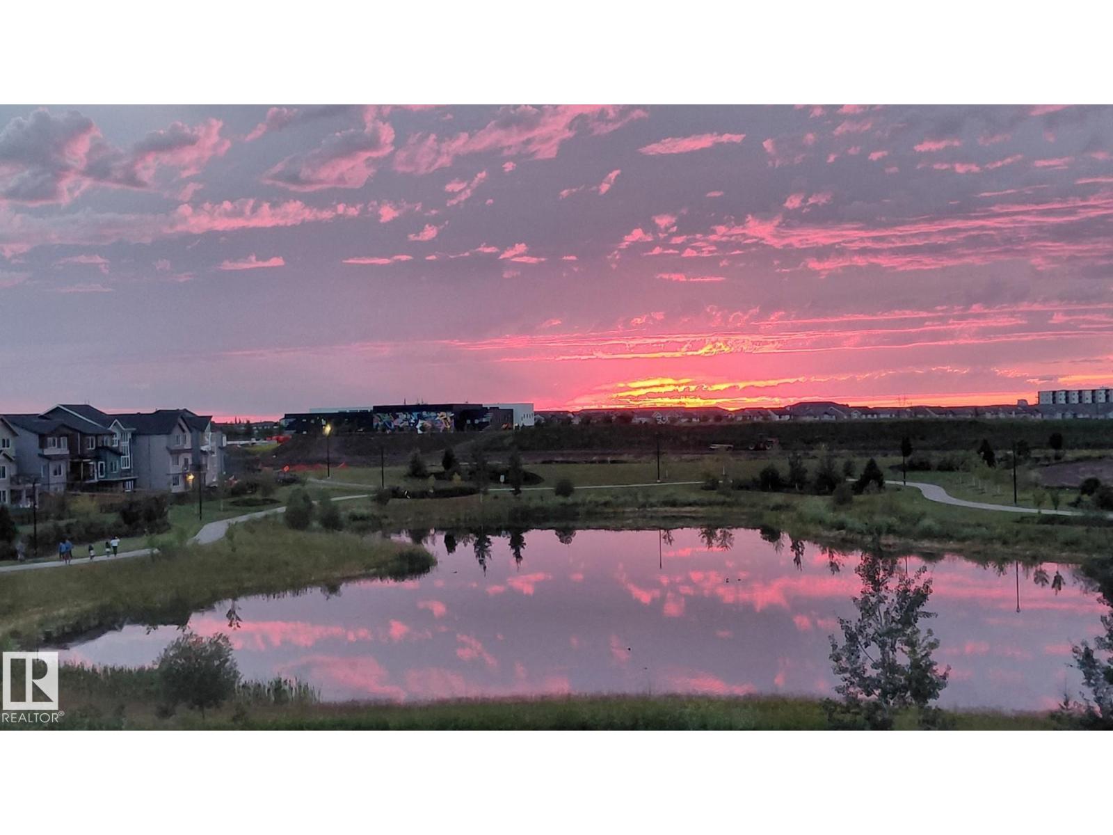 Photo 2 of 2654 Donaghey Cr Sw, Edmonton AB