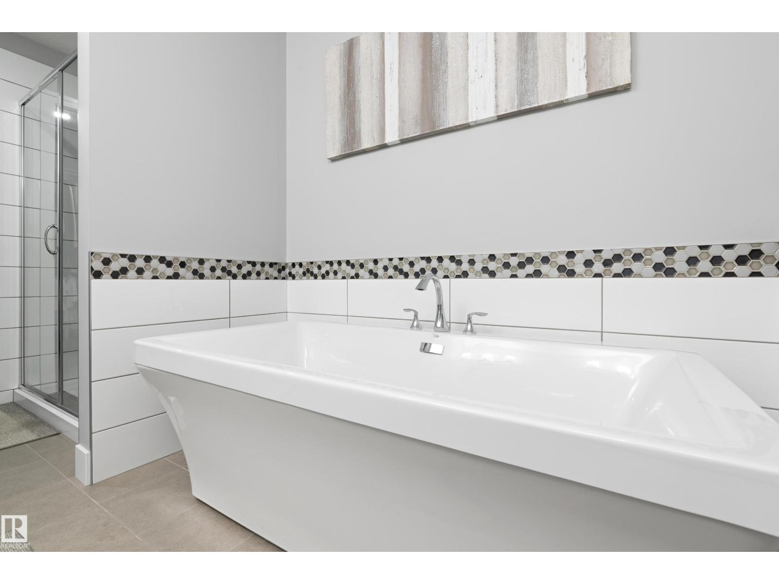 Photo 30 of 2654 Donaghey Cr Sw, Edmonton AB