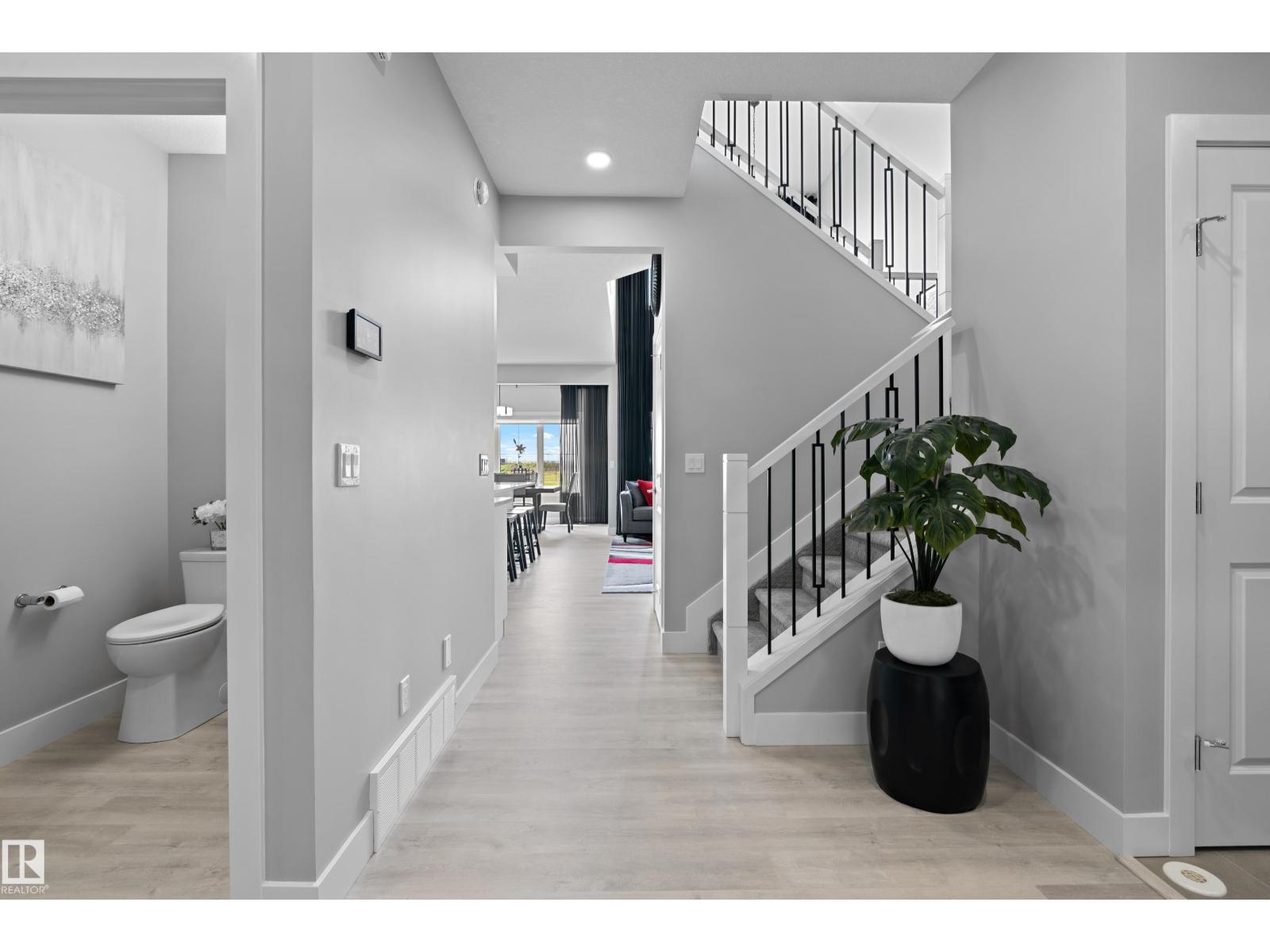 Photo 7 of 2654 Donaghey Cr Sw, Edmonton AB
