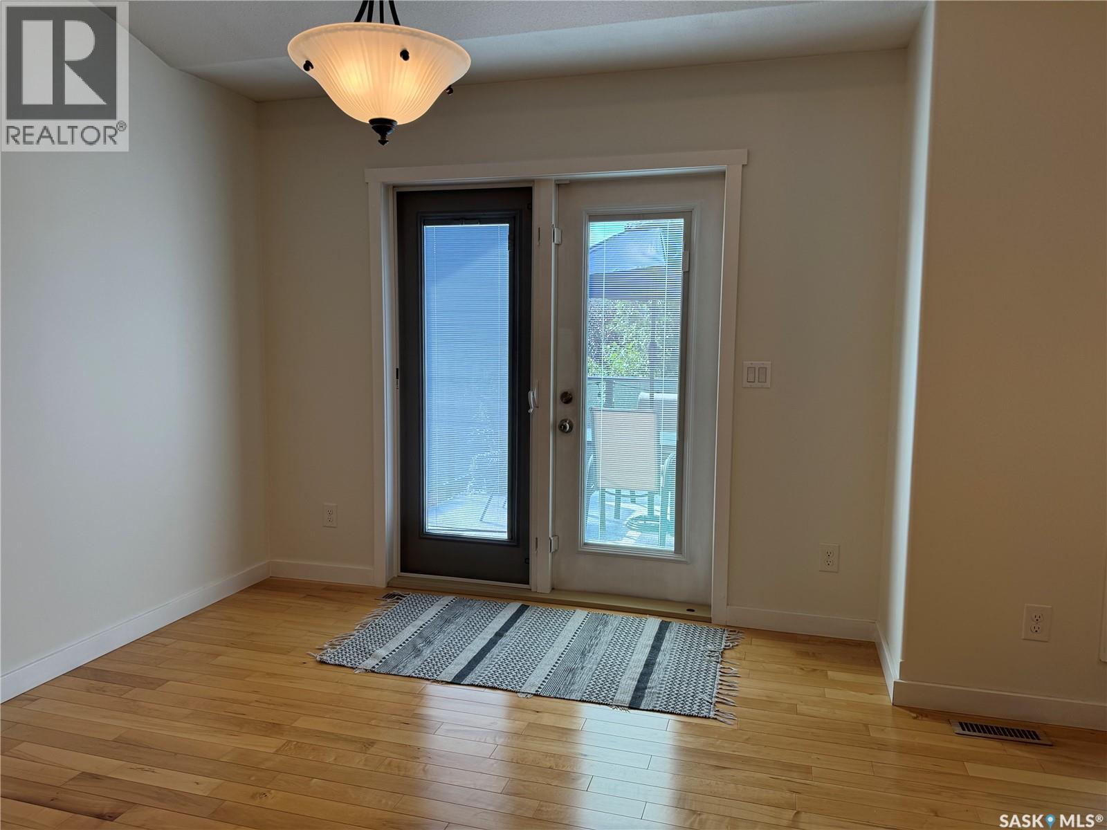 Photo 12 of 1631 Stensrud Road, Saskatoon SK