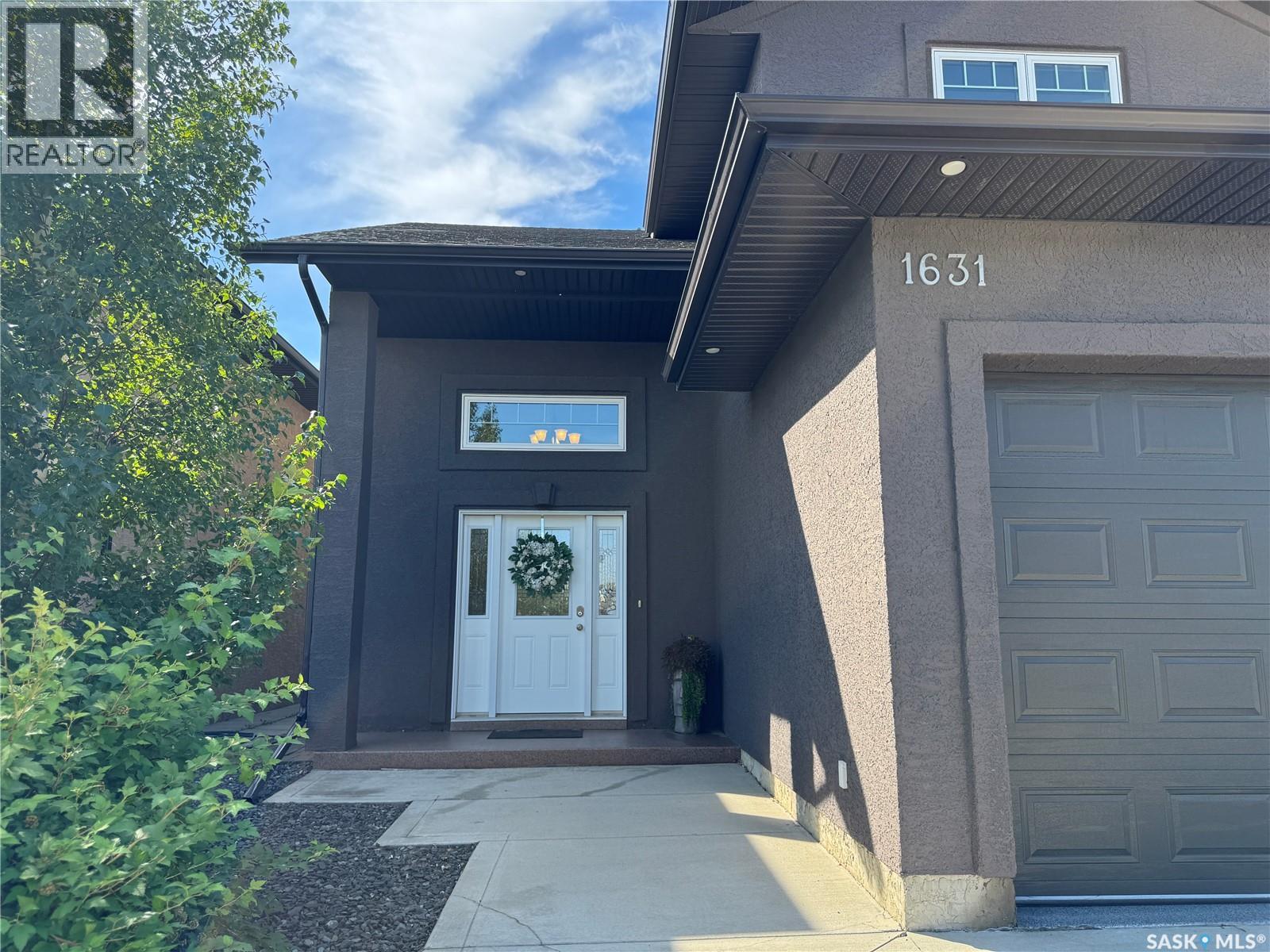 Photo 35 of 1631 Stensrud Road, Saskatoon SK