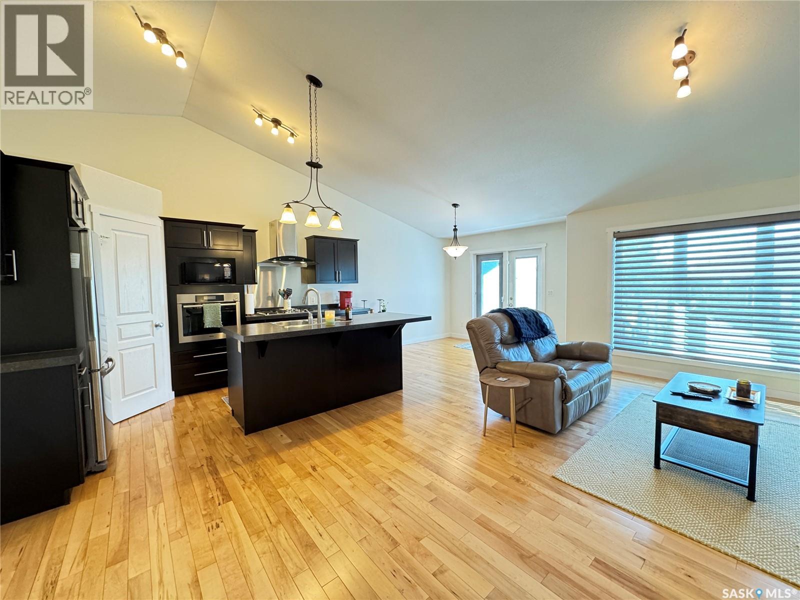 Photo 7 of 1631 Stensrud Road, Saskatoon SK
