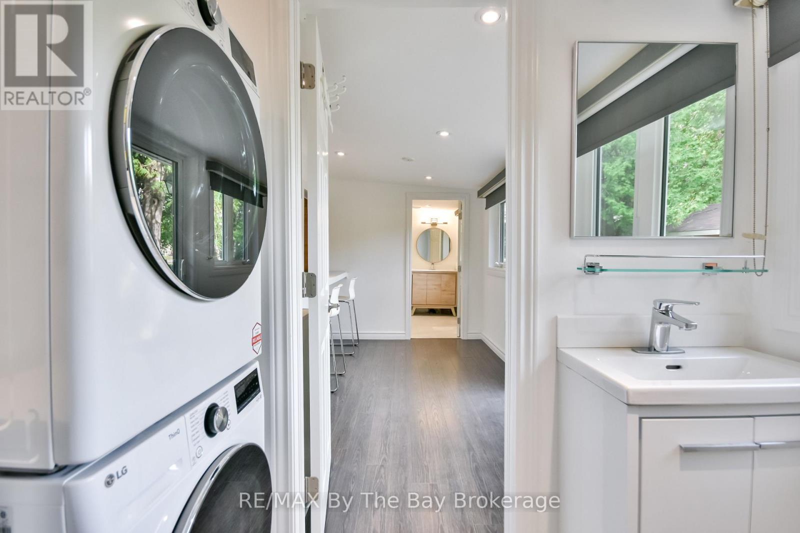 Photo 20 of 578 Oxbow Park Drive, Wasaga Beach ON