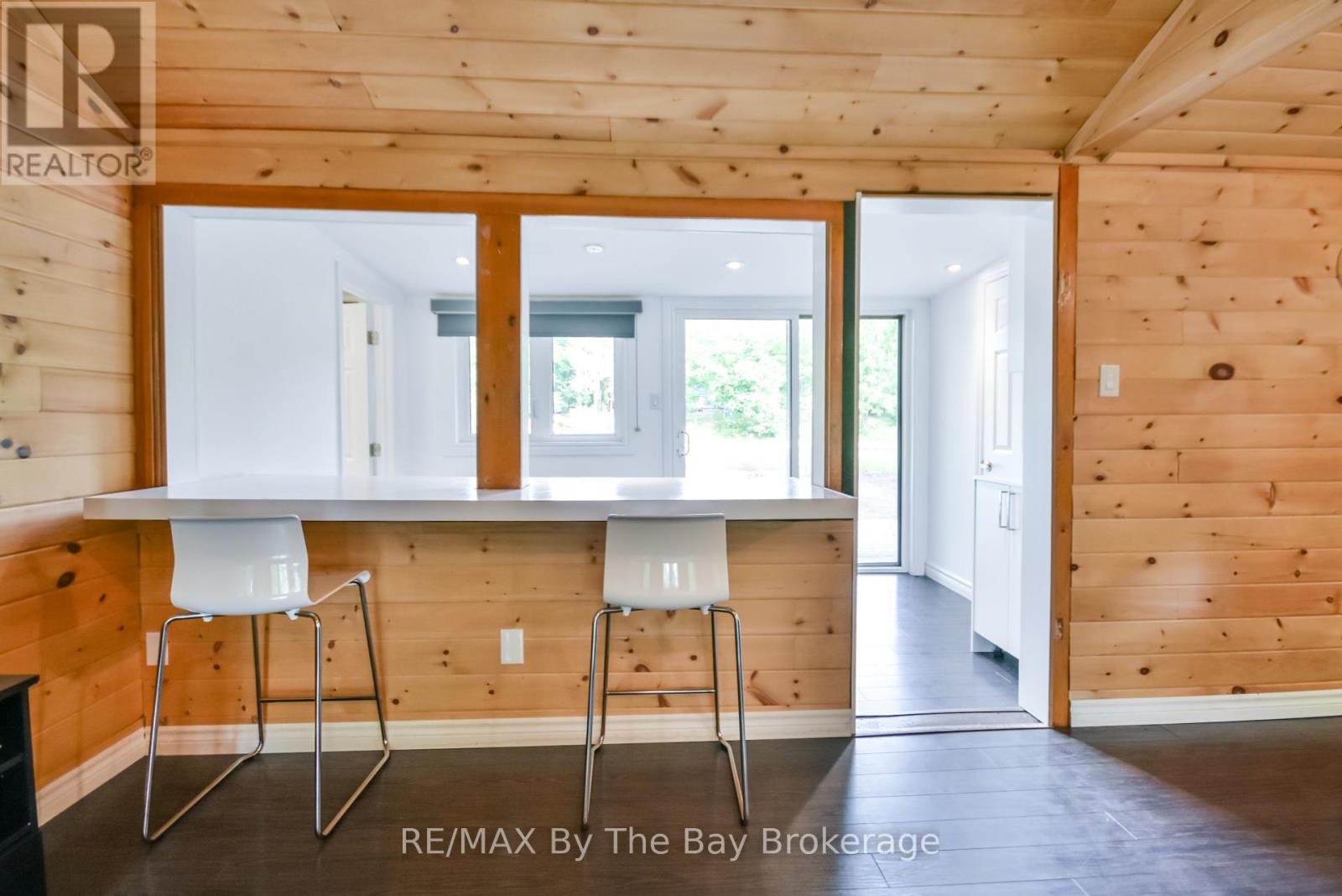Photo 14 of 578 Oxbow Park Drive, Wasaga Beach ON
